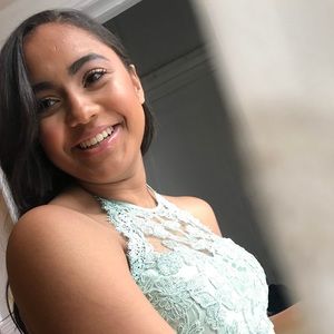 Meet your Posher, Savannah